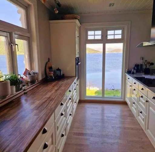 Ferienhaus Kraemarvika *